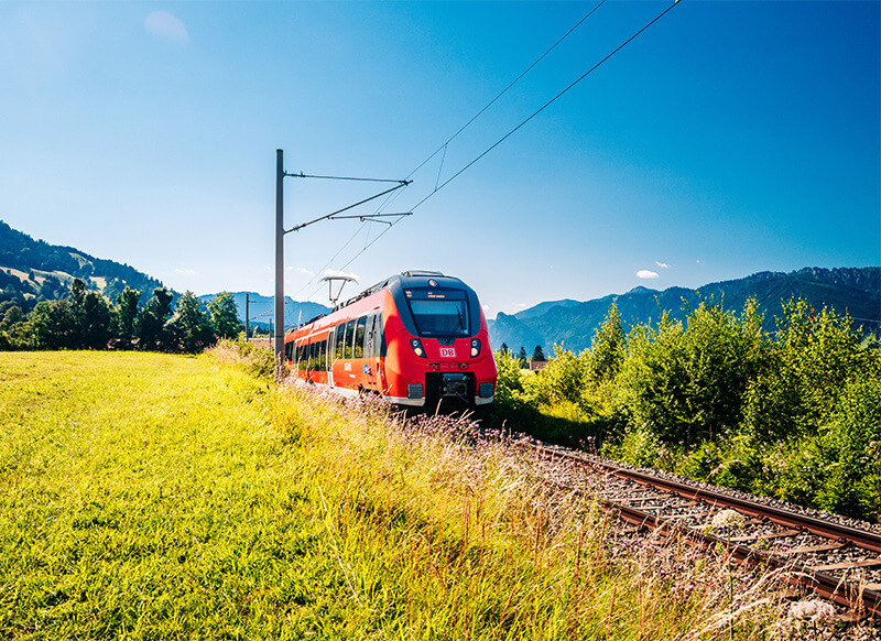 Umweltfreundliche Anreise mit der Bahn ins Biohotel moor&mehr.