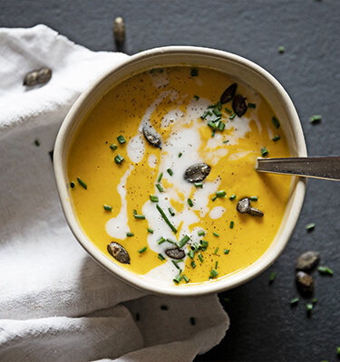 Bio-Frühstücksbuffet, Mittagsjause mit Suppe und vieles mehr. Entdecken Sie unsere Inklusivleistungen.